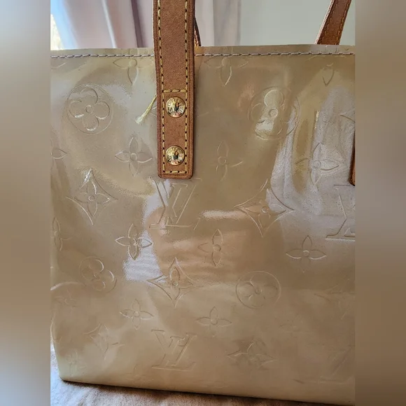 Louis Vuitton Reade PM Shimmering Gold Tote - Authencity Cert Included - Picture 2 of 12